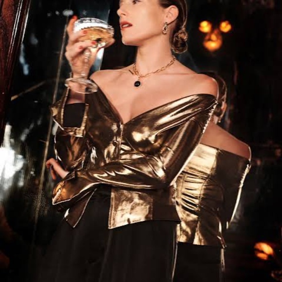 Gold knit Top/ Reformation - Picture 2 of 3